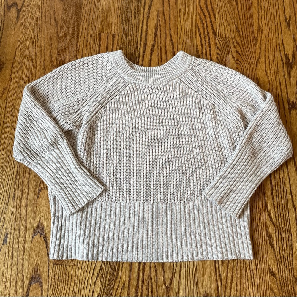 universal thread sweater